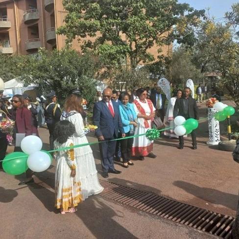 The Minister of Health arriving at the ribbon-cutting of the CCRDA award exhibition, where the project was runner-up